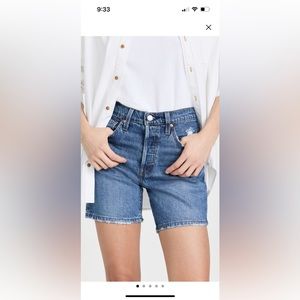 Levi’s 501 mid thigh denim shorts, size 26